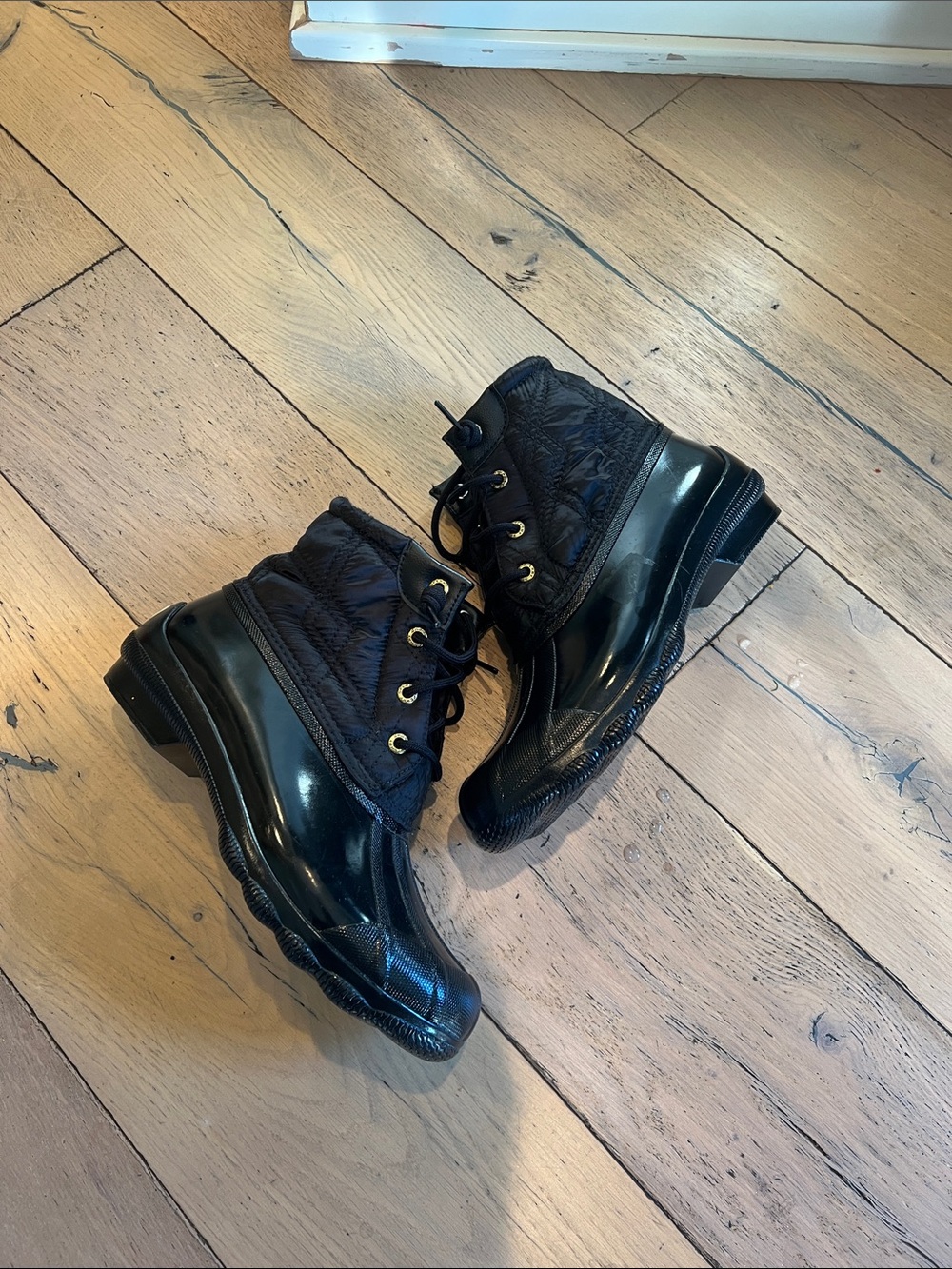 Sperry Black Lace-Up Rain & Snow Ankle Boots